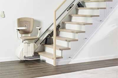Levensloopbestendig traplift 107 3562 Levensloopbestendig traplift 107 3562